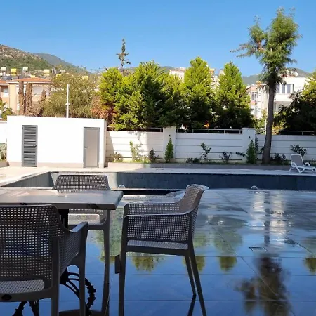 Elite Luxury - 3 Lägenhetshotell 4*