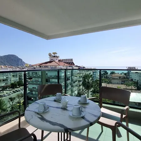 Elite Luxury - 3 Lägenhetshotell Alanya