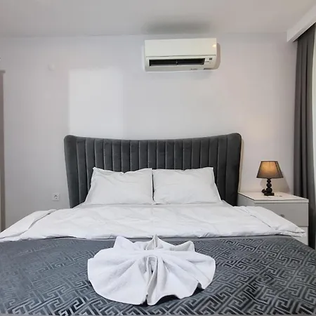 Elite Luxury - 3 אלאניה