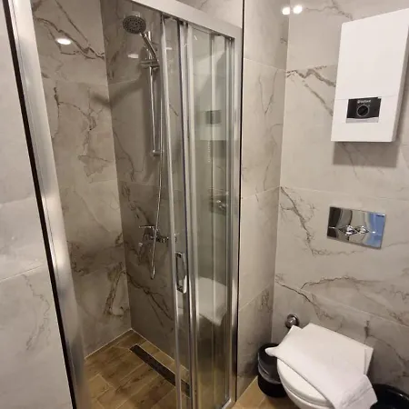 Elite Luxury - 3 מלון דירות אלאניה