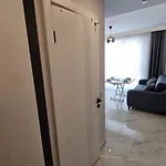 Elite Luxury - 3 Apartahotel 4*