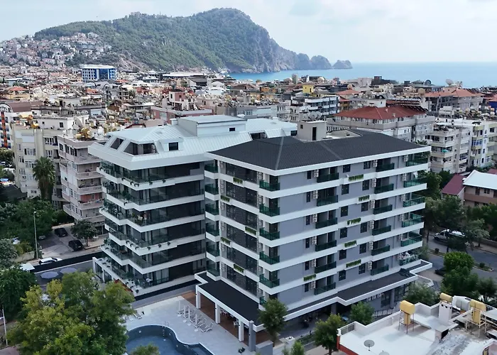 Elite Luxury - 3 Aparthotel 4*