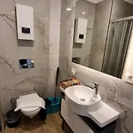 Elite Luxury - 3 Aparthotel
